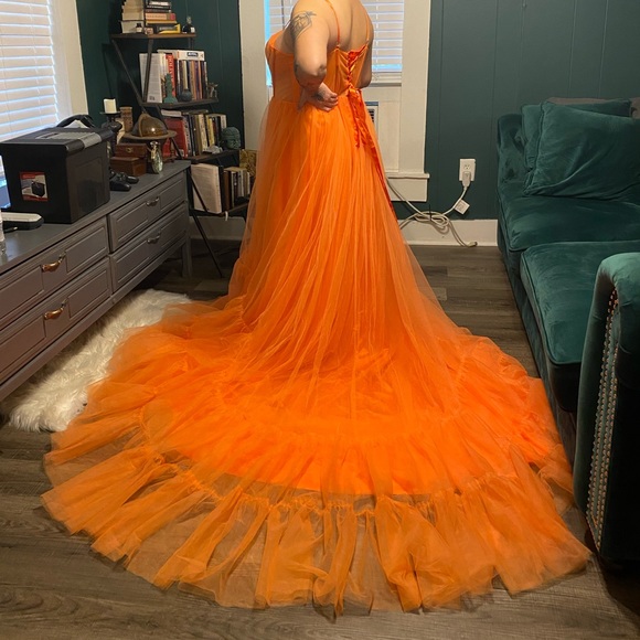 Beautiful Orange Gown - Picture 2 of 6